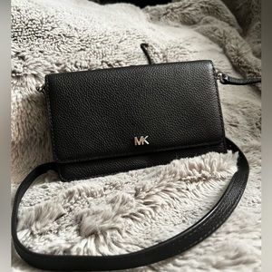 Michael Kors Crossbody Phone Wallet